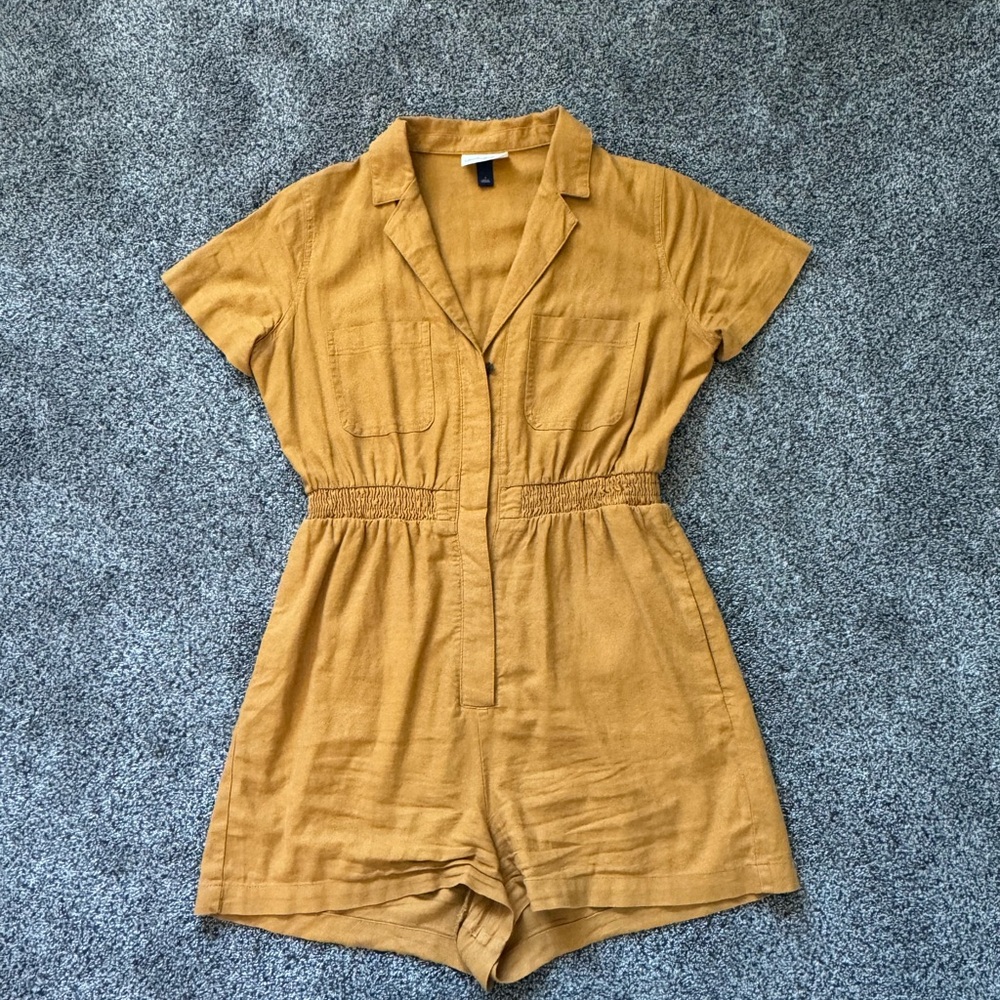 Woman’s short sleeve romper
